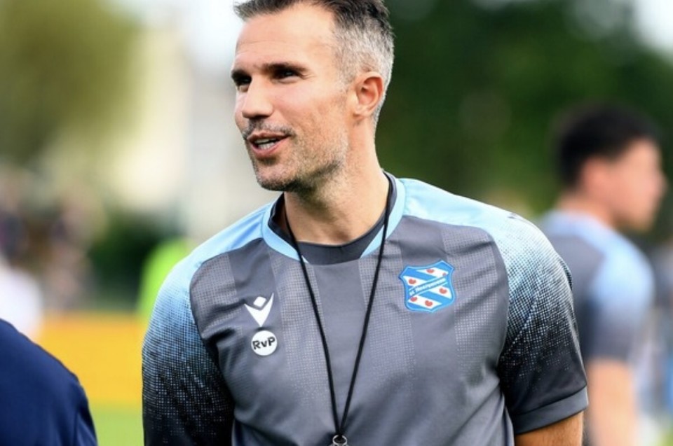 阿森纳绝地反击拜仁,范佩西完成帽子戏法的简单介绍 阿森纳绝地反击拜仁,范佩西完成帽子戏法的简单介绍