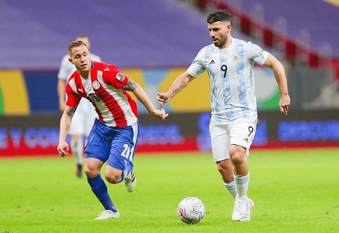 关于荷兰血洗乌拉圭,阿尔巴惊艳世界的信息 关于荷兰血洗乌拉圭,阿尔巴惊艳世界的信息