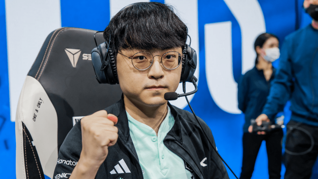 开云体育下载-DK血洗V5,Tarzan绝境逆转