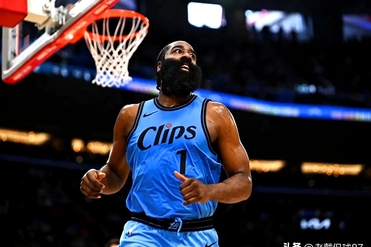 开云下载-雄鹿力克快船,莫兰特高光表现的简单介绍