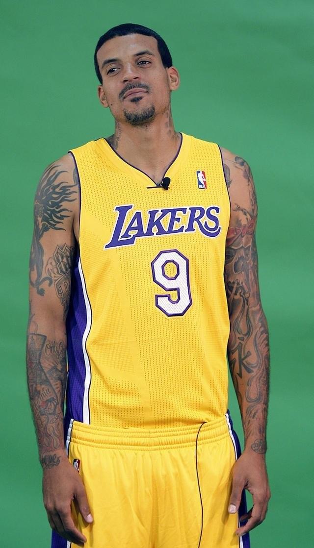 湖人大胜国王，领先西部联盟！的简单介绍