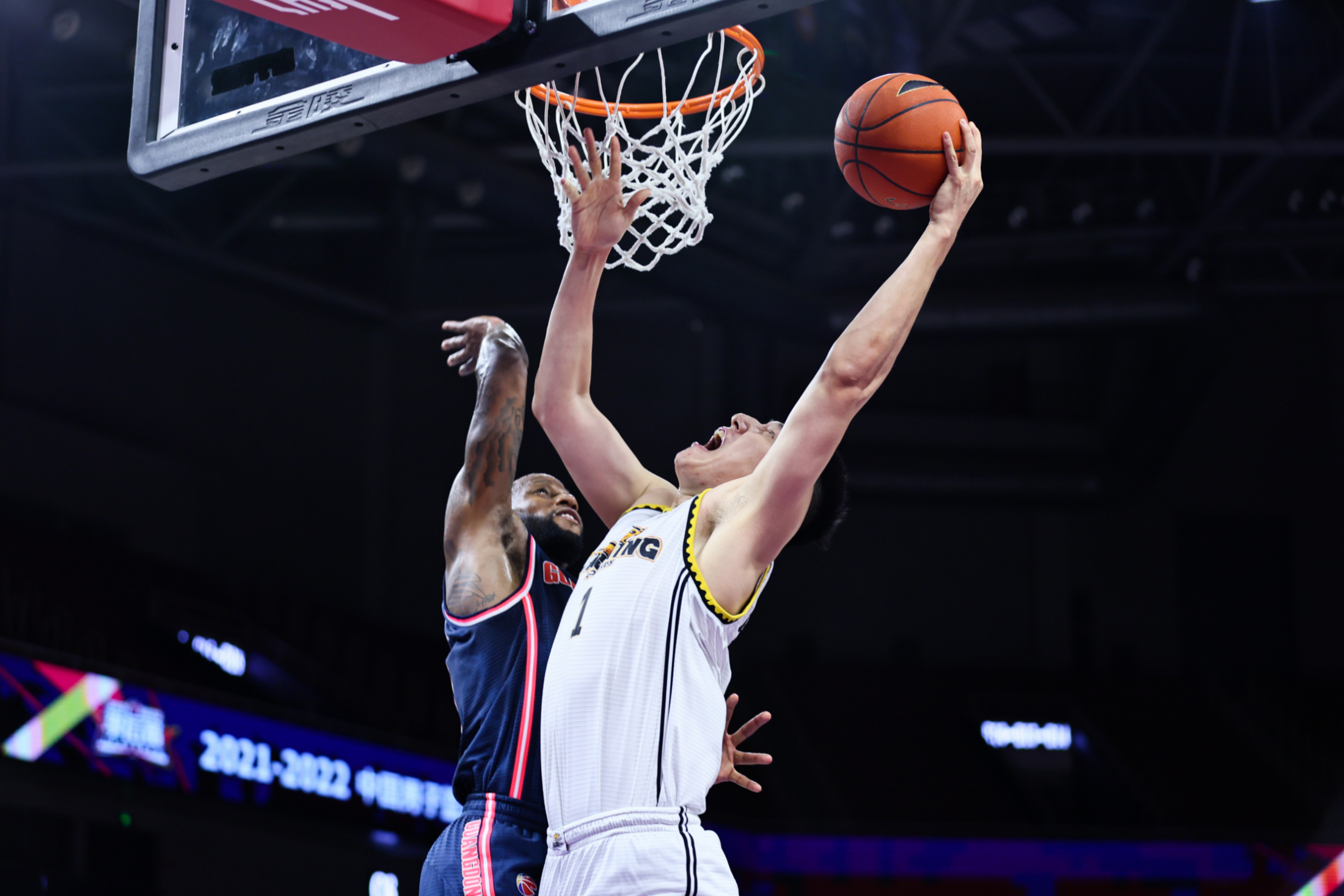 天津男篮惜败,努力争取下一次胜利的简单介绍 天津男篮惜败,努力争取下一次胜利的简单介绍