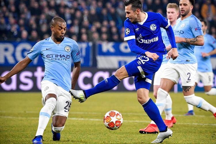 关于沙尔克04继续失利,排名下滑的信息 关于沙尔克04继续失利,排名下滑的信息