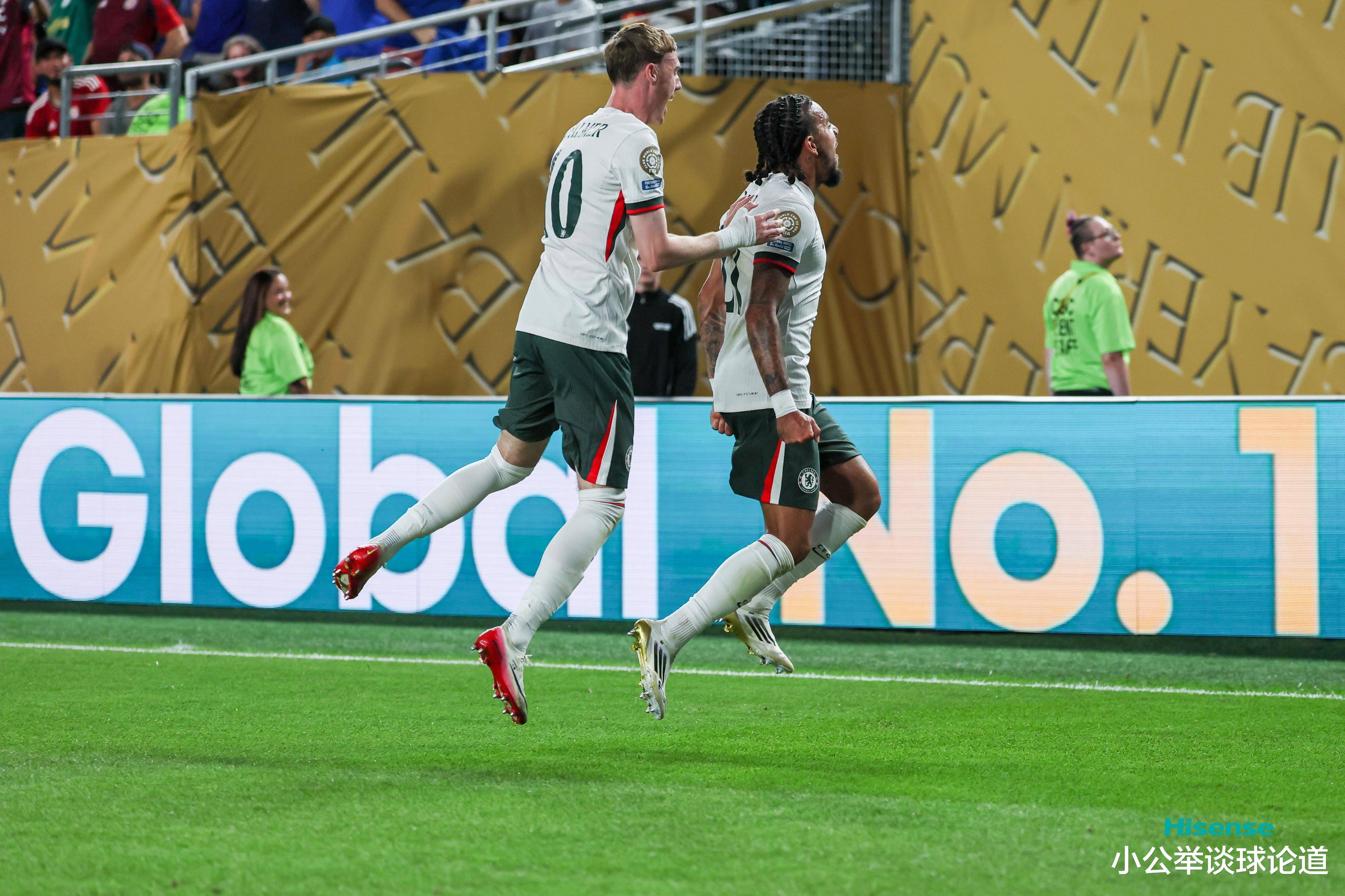 开云体育APP下载-南帕尔梅拉斯客场一球输球,领先优势缩小的简单介绍