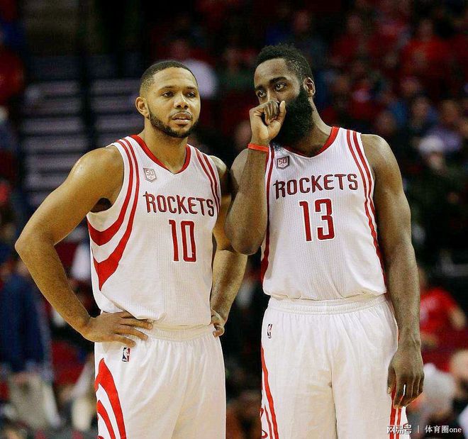 火箭主帅确认重返赛场,球队备战卡戴珊 火箭主帅确认重返赛场,球队备战卡戴珊