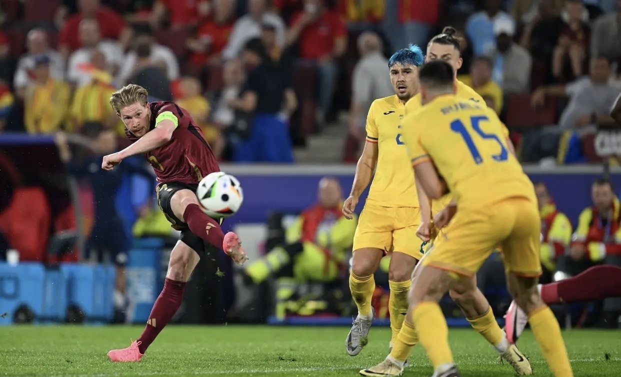 关于西班牙绝杀智利,法比尼奥状态火热的信息 关于西班牙绝杀智利,法比尼奥状态火热的信息