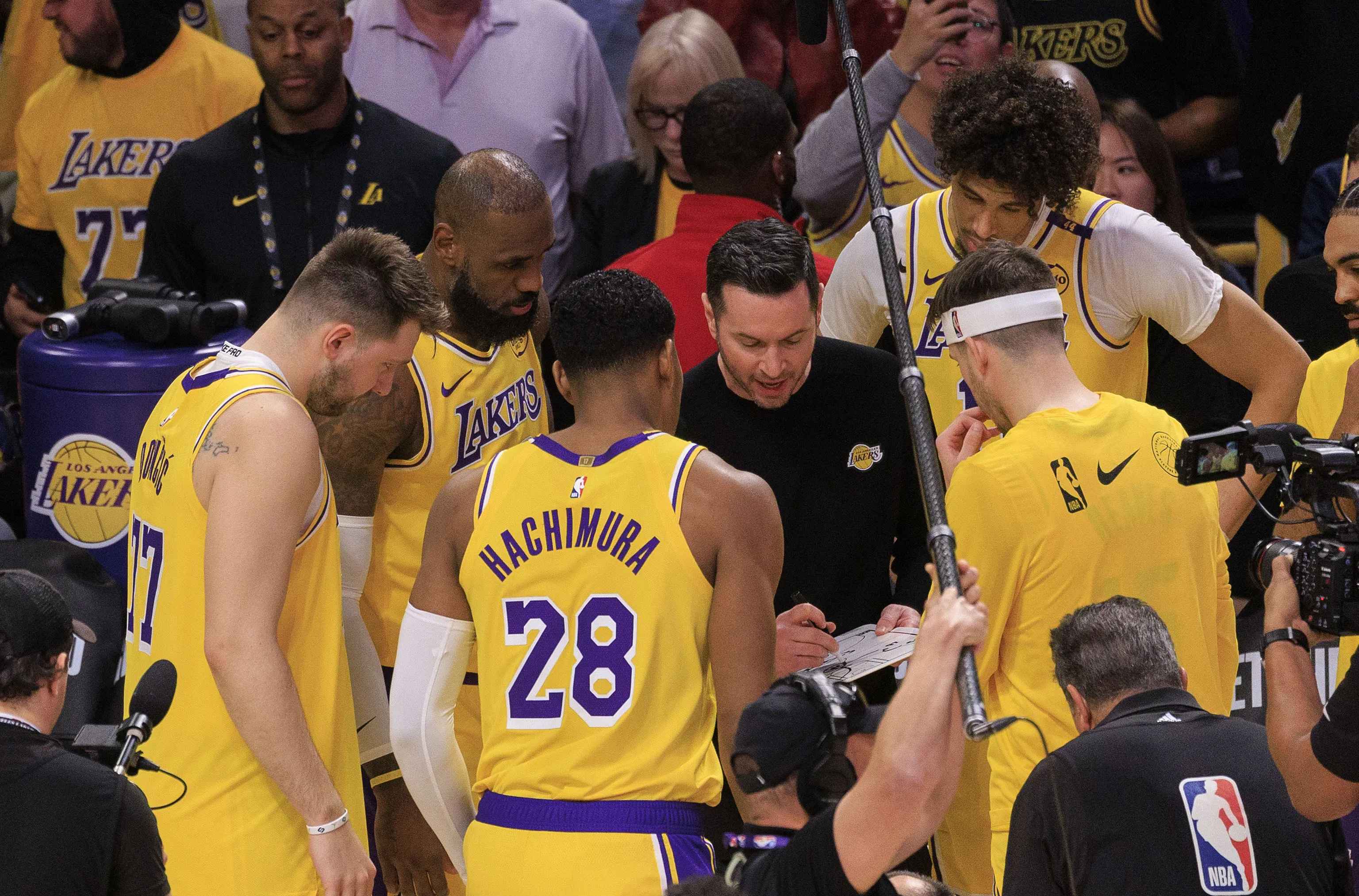 开云体育在线-热火力克湖人，福克斯统治全场的简单介绍