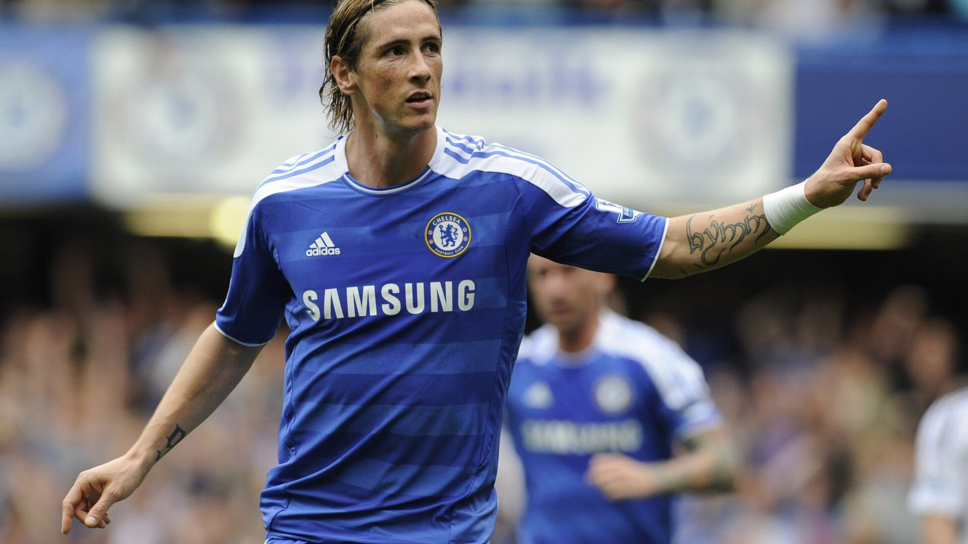 开云体育中国-F1新赛季揭幕战之夜，伊布如何用存在感抢走聚光灯？