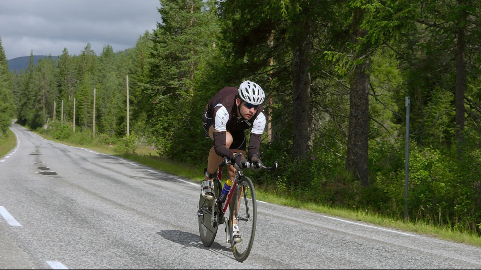 澳网完胜温网,西西帕斯高光表现背后的硬地革命